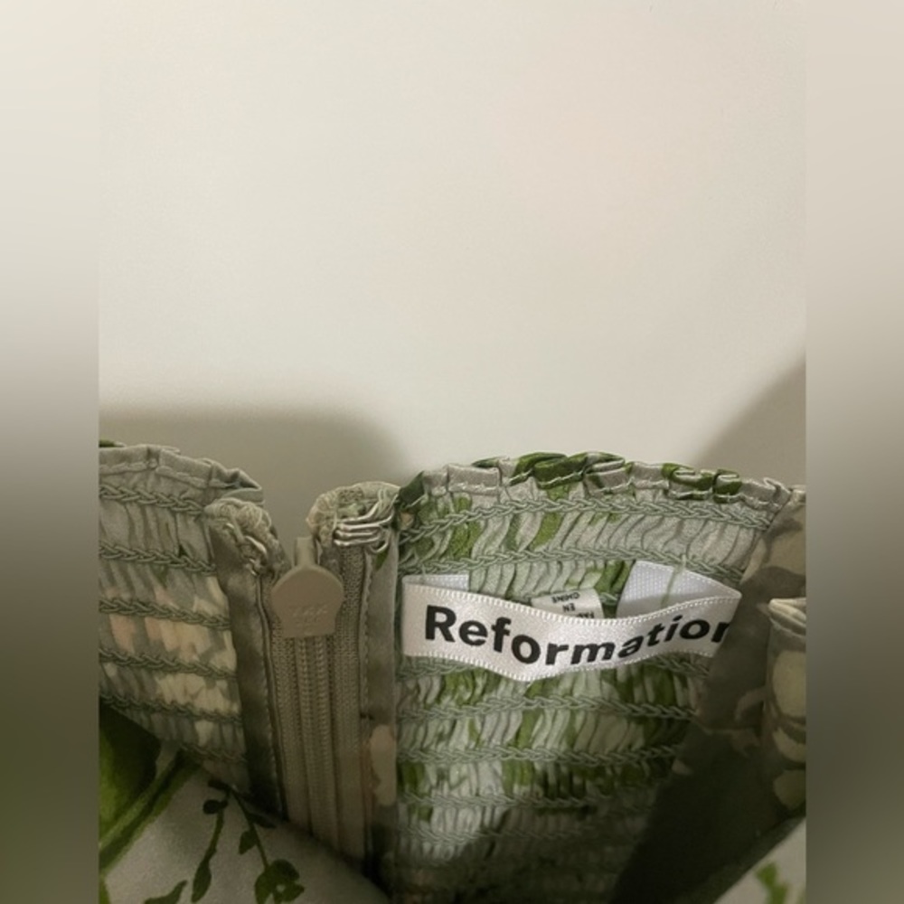 🌿New Reformation Frankie Dress Tea Garden - Picture 5 of 6